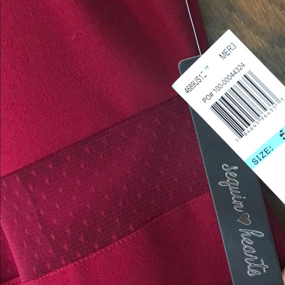 Dress - Picture 5 of 8